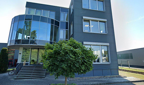 Büroflächen (100 m²) in einem modernem Bürogebäude