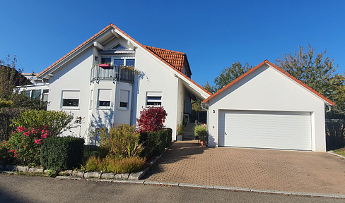 Teilmöbilierte 2 1/2 Zi. ELW inkl. EBK in ruhiger, sonniger Lage GD-Bettringen ( SACKGASSE )