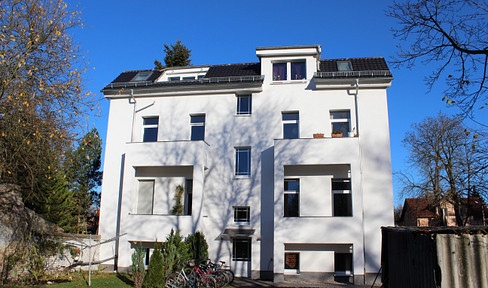 grün, ruhig, hell, eigener Garten, Einbauküche, Wannenbad