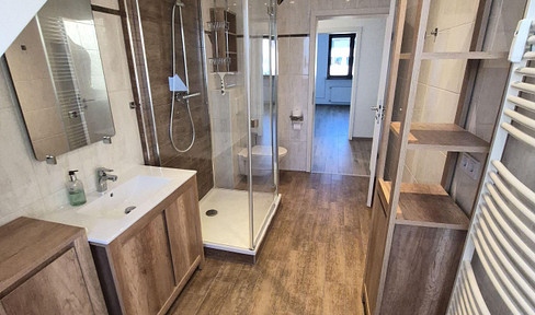 Ruhige 4-Zimmer-Maisonette Whg in 2-Fam. Haus, Dreieich-Sprendlingen, Balkon, Klima