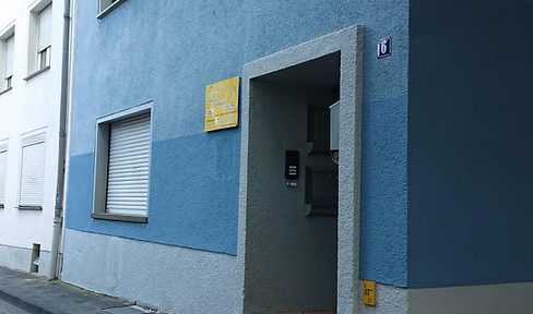Office, practice (3 rooms) or 2 room apartment. kitchen, WC, shower very central in the old town