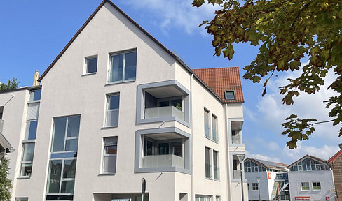 4 room apartment with south/east-facing balcony & fitted kitchen in Gerlingen town center