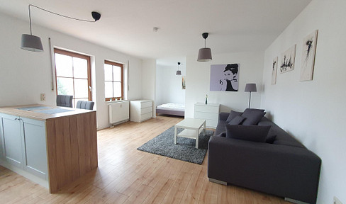 Möblierte 1,5-Zimmer-Wohnung mit Balkon, EBK und Tageslicht-Bad in Leegebruch