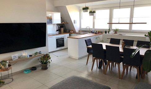 Wohnung von 2019 barrierefrei mit Stellplatz in MA-Rheinau Dachgeschoss
