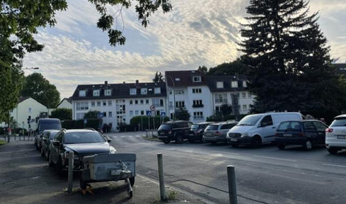 Modern 2-room apartment in Eschersheim with a balcony and a view of the Ginnheimer Tower.