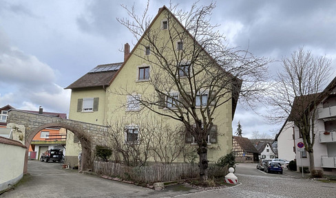 Beautiful 2.5 room maisonette apartment in Emmendingen, ready to move into