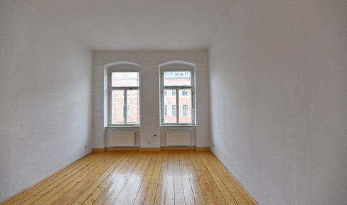 Dresden-Neustadt: Bright 2-room apartment suitable for shared flat CO 2nd floor hi li E12
