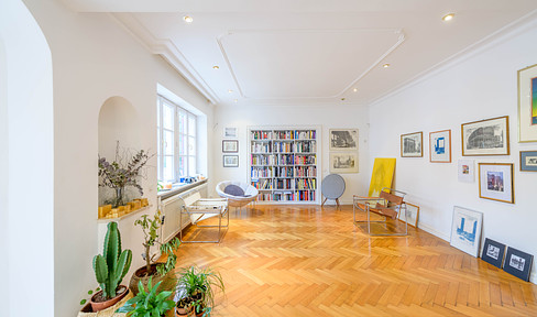 Update: Sept 20 Apartment still available: Living on 2 levels in former Messerschmitt villa