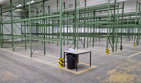 Attractive office and warehouse spaces for rent.