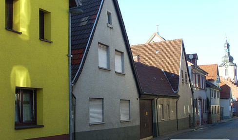 Sale of demolition site for multi-family house in Nußloch, without estate agent