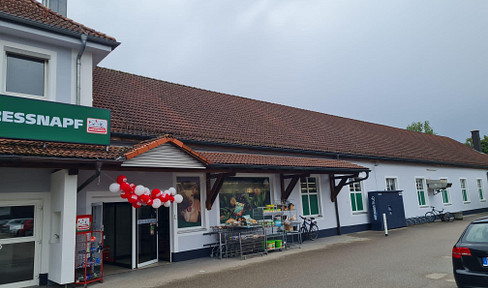 +++ Highly frequented store unit +++ Directly on B25 ++ Ground floor +++ 34 sqm +++