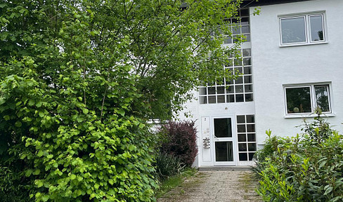 Renovierte, helle 3 Zimmer Wohnung (Refrath)