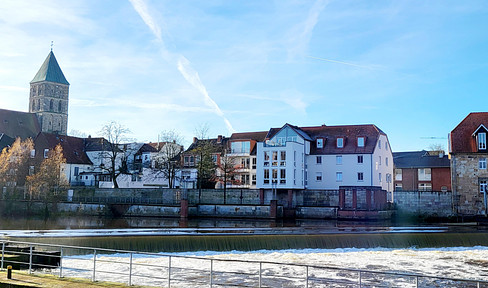 Schöne Wohnung mit Loggia und einmaligem EMS-Blick