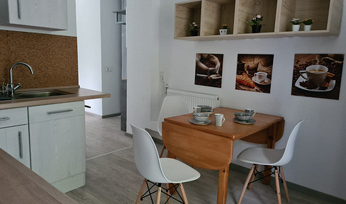 Bright 2-room apartment on the ground floor, fully furnished, suitable for shared living.