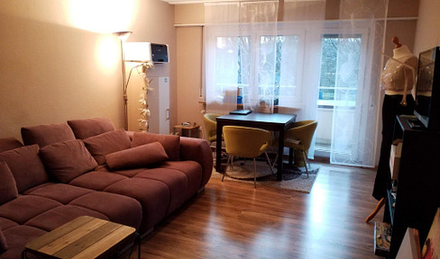 Bright 2-room apartment, close to train station/FH, large balcony, also suitable for shared apartment