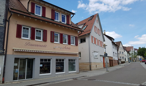 Beautiful shop space for rent, located in the center of Altbach.