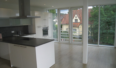 Helle, moderne, altersgerechte Penthouse 3 Zimmerwohnung in Lahr zum 1. August zu vermieten!