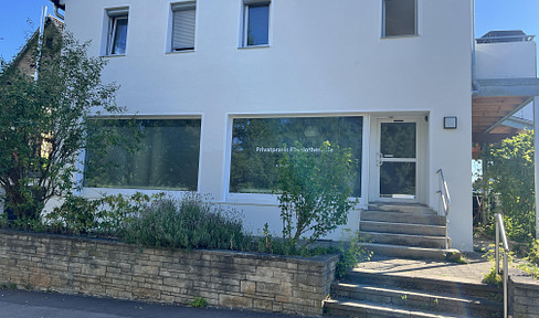 Commercial store or office space in Gomaringen