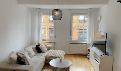 Andernach city center, 2-room apartment with balcony, parquet flooring.