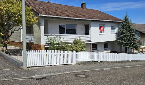 EINFAMILIEN HAUS in Petersberg