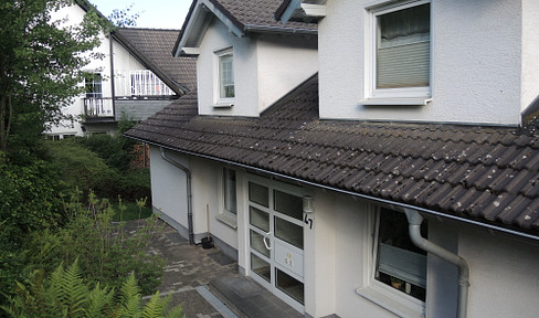 Helle drei Zimmerwohnungen in Wiehl-Bielstein, Uelpebergstr.