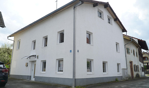Completely renovated and modernized 5-room detached house in Eichendorf