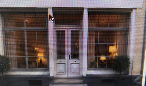 Bright 73m² commercial space in Frankfurt-Bockenheim – Connections for a hairdresser/barbershop are already in place.