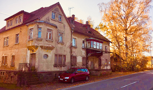 Mehrfamilienhaus + Nebengebäude + zusätzliches Grundstück 2.604 qm