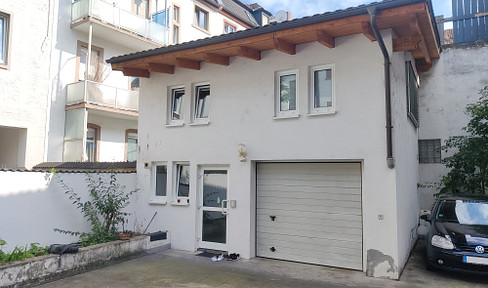 Exceptional living - cottage in the middle of the city (furnished)