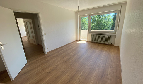 Top location, beautiful, approx. 53 sqm apartment, 2 rooms + 1 balcony + all rooms with window