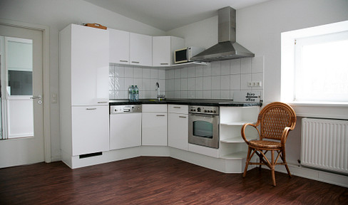 Office in Bad Bramstedt 120.00 m² / 6.0 per m² / 3 parking spaces Free of charge