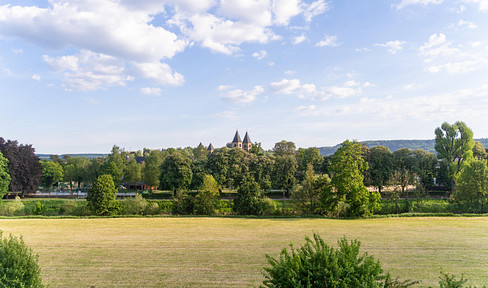 140 sqm penthouse apartment with a stunning view of the Sauer River.