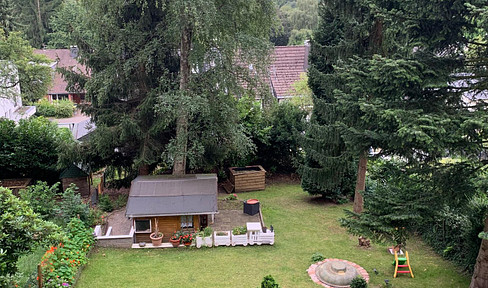 Schöne Hochpaterre Wohung in exclusive Wohnlage