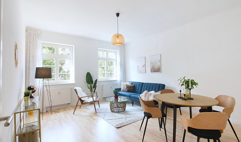 Move-in ready and without agency fees – beautiful 3-room apartment in Mockau-Süd.