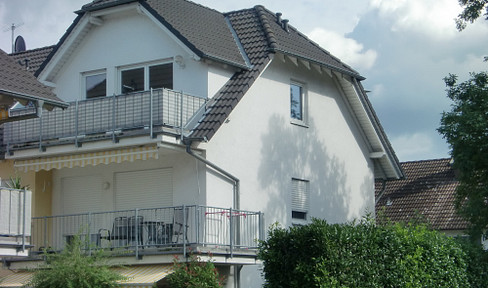 2 WHG in Hattersheim Okriftel, EBK, Balkon, Dusche und Wanne