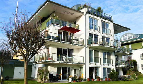 4 room penthouse apartment with access to Lake Werlsee