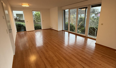 Super 4 Raum Whg. - Süd-Lage, Küche, Terrasse, Garten, Fußbodenhzg., Stlpl.