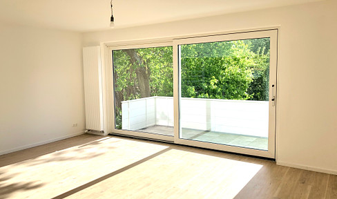 Moderne, lichtdurchflutete 3 Zimmer Maisonette-Wohnung mit Balkon und Loggia / Nähe Stauteiche