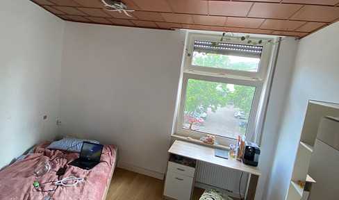 Renoviertes WG Zimmer in bevorzugter Lage (bitte Handynummer angeben)