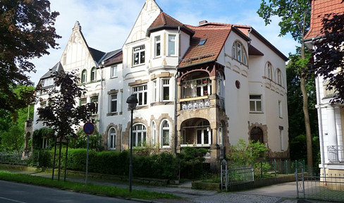 Stylish 2-room apartment with balcony at the castle park in Gotha