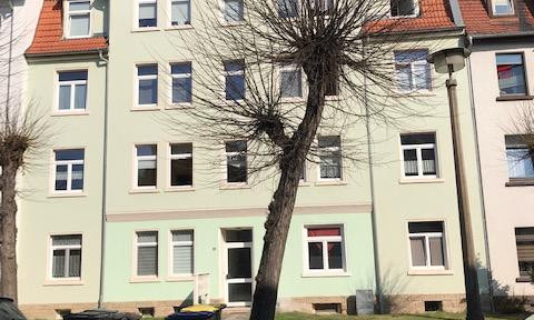 Stilvolle 2 Raum Wohnung Lichtdurchflutet / Zentrumsnah