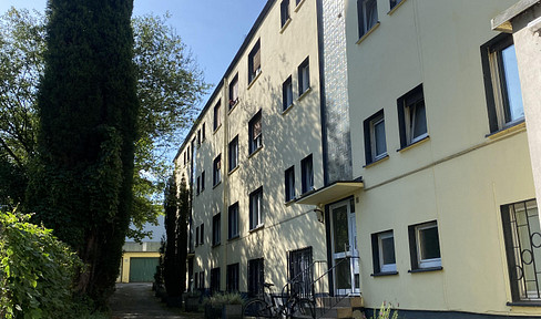 A 4-room apartment incl. fitted kitchen