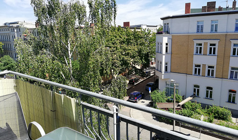 Rare opportunity - 1-room apartment with fitted kitchen, balcony, daylight bathroom, large kitchen and hallway