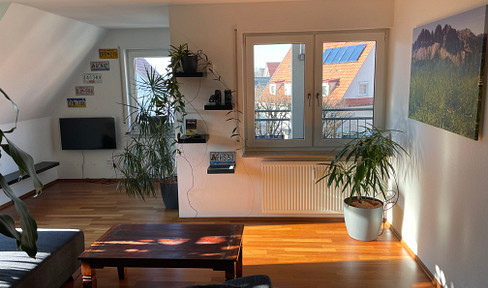 3-Zimmer Maisonette Wohnung, zentral gelegen in Herrenberg / Kayh