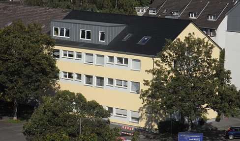 Renovated 3 ZKDB balcony 91qm incl. parking space
