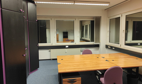 Office in a productive environment with fiber optic internet VAT.