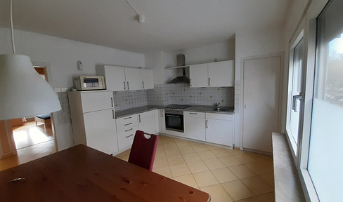 Schöne 2,5 Zimmer Wohnung