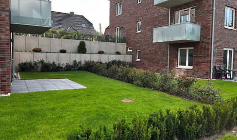 Living at Zollenspieker: modern 2-room apartment + small office