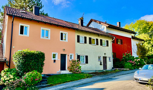 Sonnenverwöhntes RMH in STA: wunderschön, absolut ruhig, verkehrsgünstig, aber renovierungsbedürftig