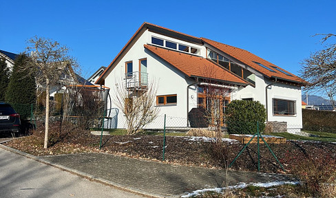 Großzügiges, modernes Einfamilienhaus mit schönem Garten in bester Wohnlage